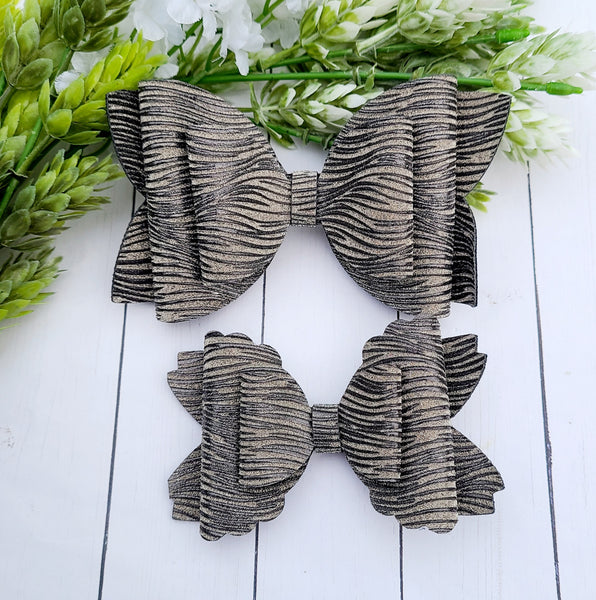 Coal Wave Bows