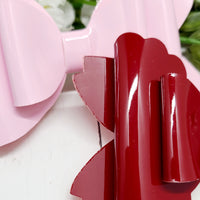 Glossy Scallop Bows