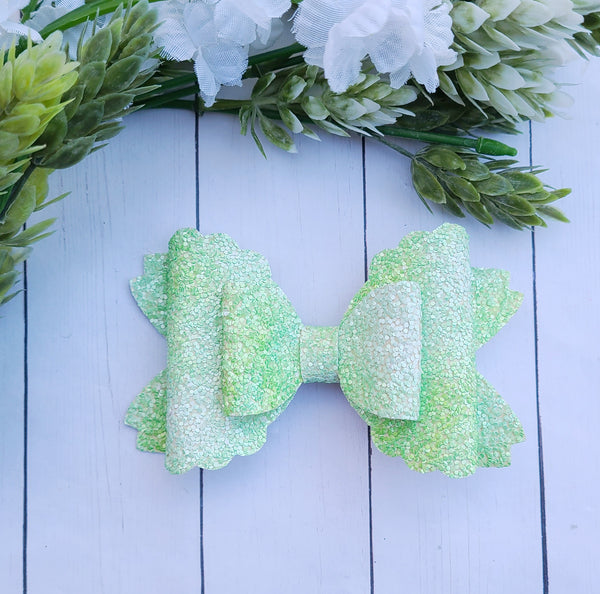 Green Cloud Scallop Bow